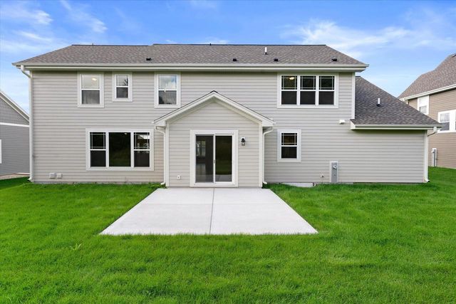 1344 Mohican TRAIL, Waukesha, WI 53189