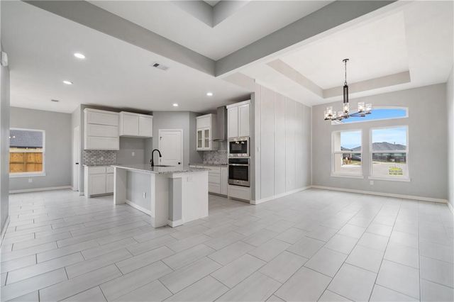 6802 Crosswind Dr, Corpus Christi, TX 78414