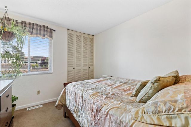3137 Seacrest Avenue 5, Marina, CA 93933