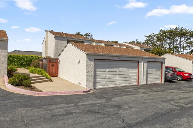 3137 Seacrest Avenue 5, Marina, CA 93933