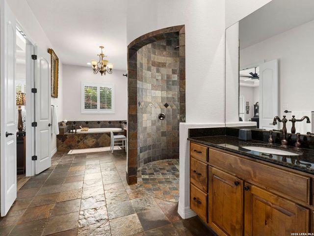 133 WINDSTONE, Spring Branch, TX 78070