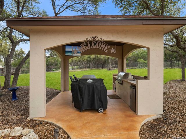 133 WINDSTONE, Spring Branch, TX 78070