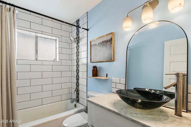 102 W MARYLAND Avenue C1, Phoenix, AZ 85013