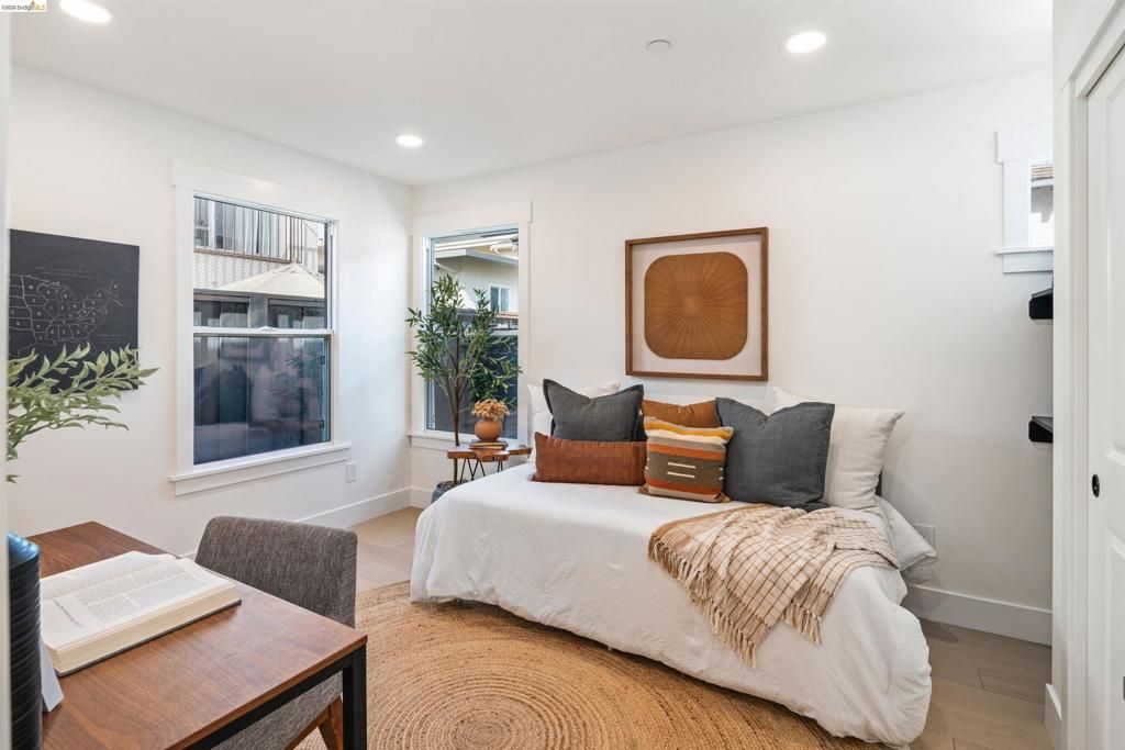 Image 38 of property listing at 846 846 Adams St, Albany, CA 94706