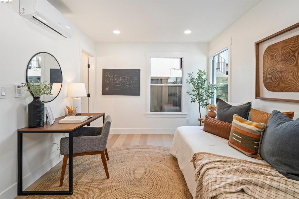 Image 39 of property listing at 846 846 Adams St, Albany, CA 94706