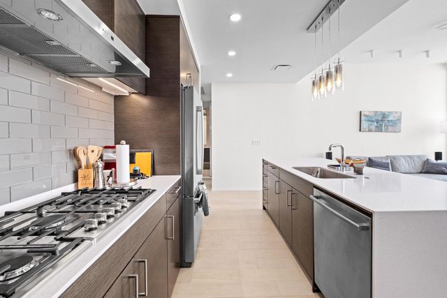 301 West Ave 2008, Austin, TX 78701