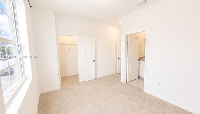 496 NE 5th St, Florida City, FL 33034