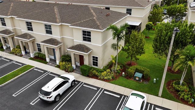 496 NE 5th St, Florida City, FL 33034