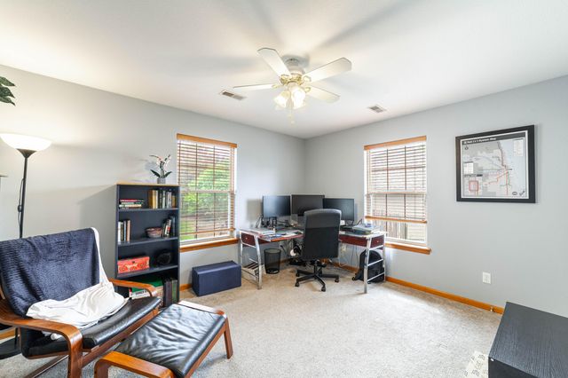 2509 LONGVIEW DR, Columbia, MO 65203