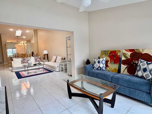 7702 MAJESTIC PALM Drive, Boynton Beach, FL 33437