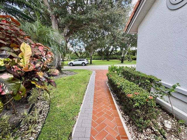7702 MAJESTIC PALM Drive, Boynton Beach, FL 33437