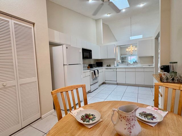 7702 MAJESTIC PALM Drive, Boynton Beach, FL 33437