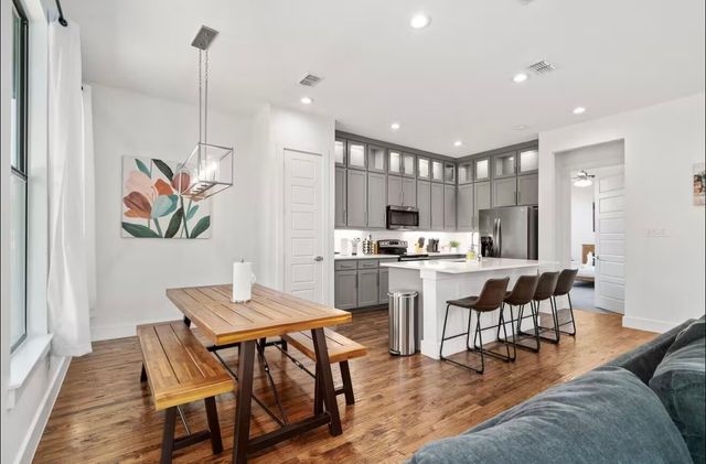 2027 Mcbroom Street, Dallas, TX 75212