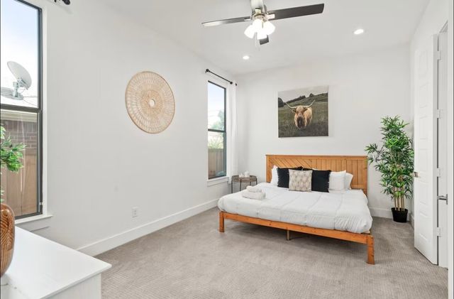 2027 Mcbroom Street, Dallas, TX 75212