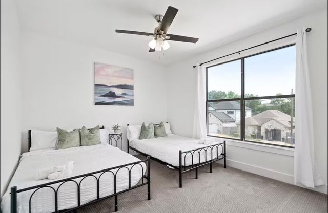 2027 Mcbroom Street, Dallas, TX 75212