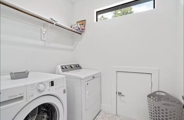 2027 Mcbroom Street, Dallas, TX 75212