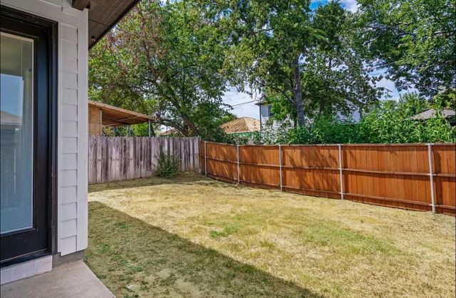 2027 Mcbroom Street, Dallas, TX 75212