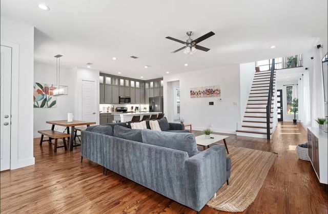 2027 Mcbroom Street, Dallas, TX 75212