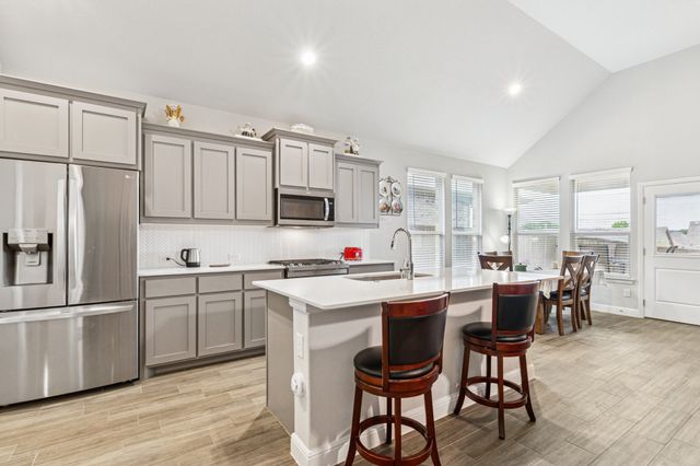525 Big Horn Pass, Denton, TX 76210
