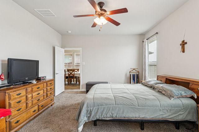 525 Big Horn Pass, Denton, TX 76210