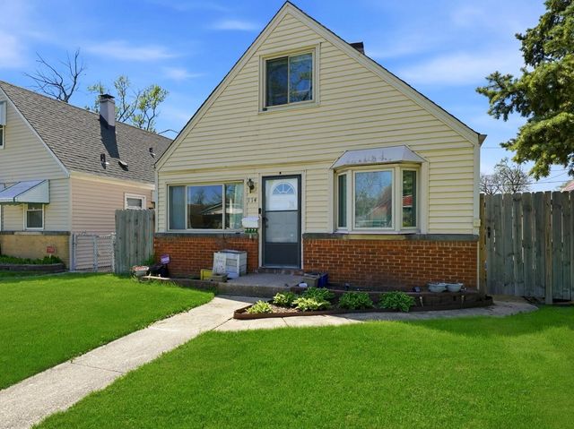 114 Geneva Avenue, Bellwood, IL 60104