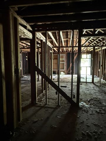 11108 Silver Lake Road, South Lyon, MI 48178