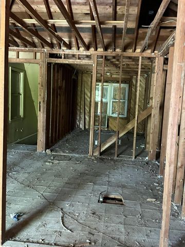 11108 Silver Lake Road, South Lyon, MI 48178