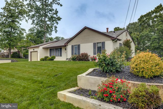 323 HARRISON AVENUE, West Berlin, NJ 08091