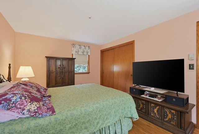 80 Cedarwood Road, Hanover, MA 02339