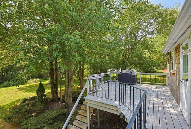 80 Cedarwood Road, Hanover, MA 02339