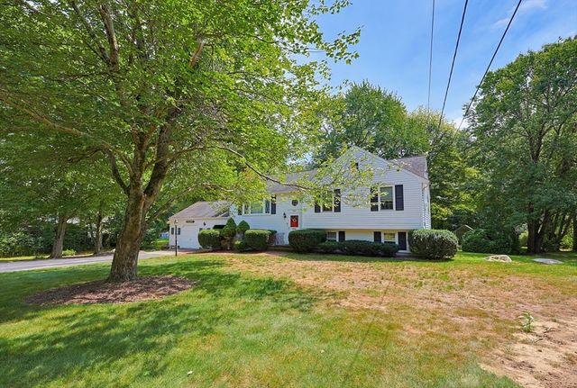 80 Cedarwood Road, Hanover, MA 02339