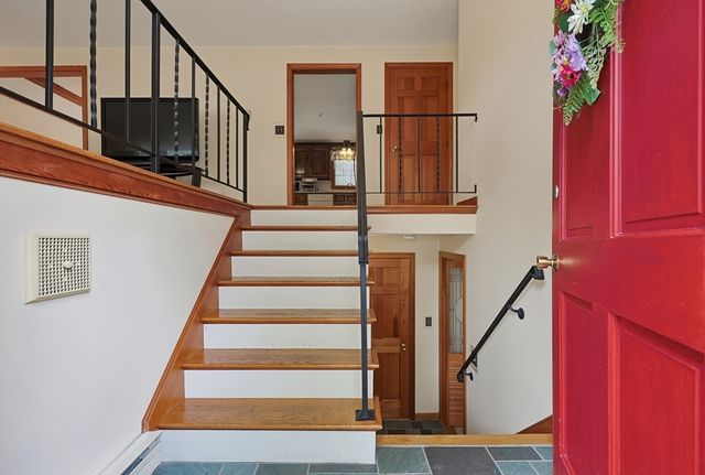 80 Cedarwood Road, Hanover, MA 02339