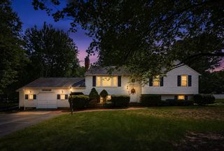 80 Cedarwood Road, Hanover, MA 02339
