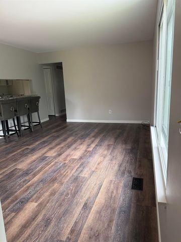 1093 Green Meadows Drive, Grand Blanc, MI 48439