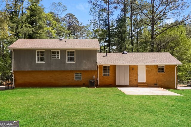 2255 Kings Forest Drive SE, Conyers, GA 30013