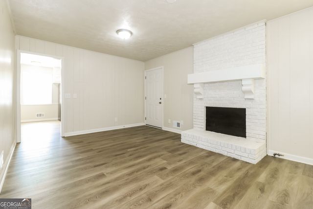 2255 Kings Forest Drive SE, Conyers, GA 30013