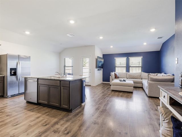 945 English Drive, Aubrey, TX 76227