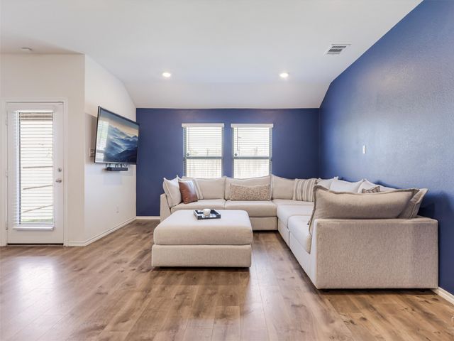 945 English Drive, Aubrey, TX 76227