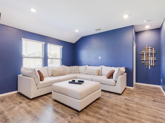 945 English Drive, Aubrey, TX 76227