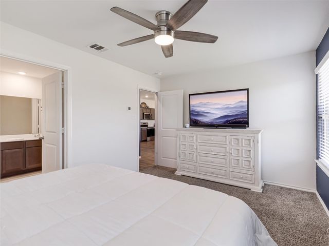 945 English Drive, Aubrey, TX 76227