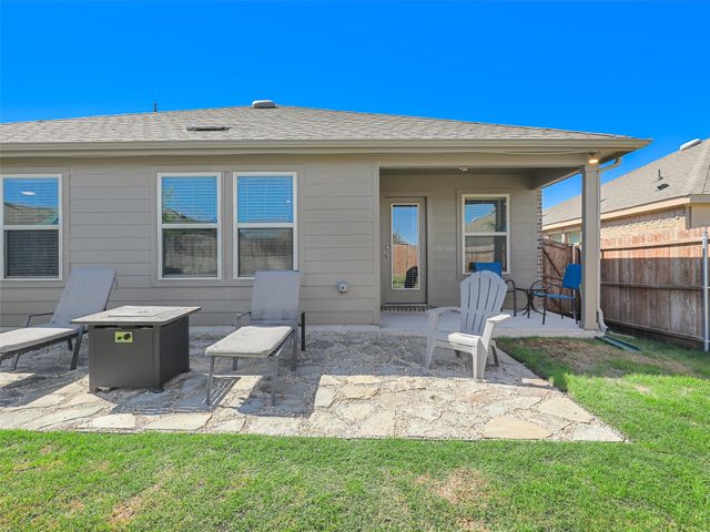 945 English Drive, Aubrey, TX 76227