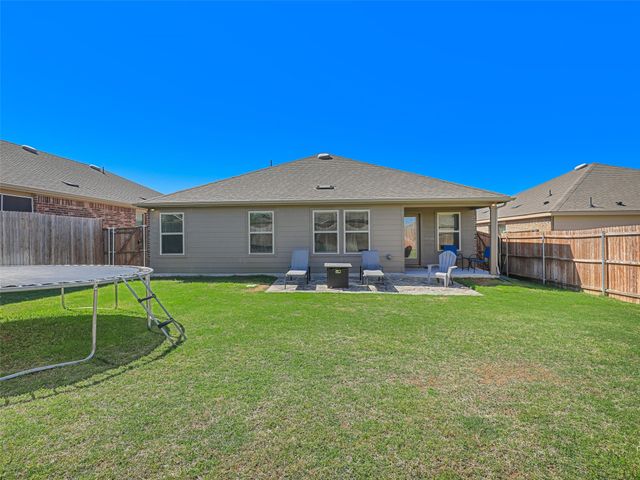 945 English Drive, Aubrey, TX 76227