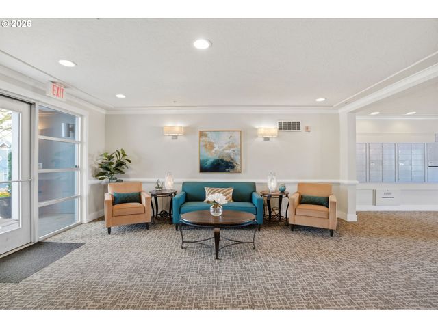 520 Se COLUMBIA RIVER Dr 422, Vancouver, WA 98660