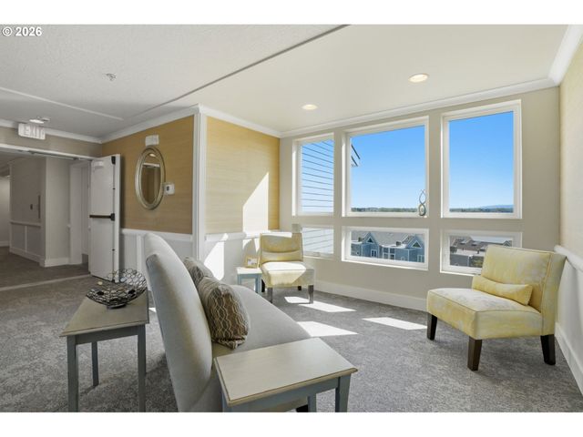 520 Se COLUMBIA RIVER Dr 422, Vancouver, WA 98660