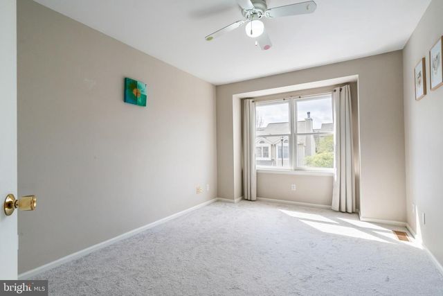 311 WINDSOR PL, Macungie, PA 18062