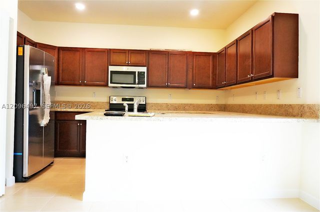 9345 W 33rd Ln, Hialeah, FL 33018