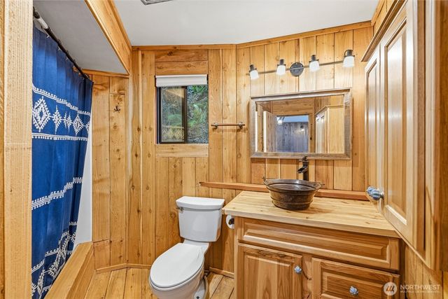 1217 Jamison Street, Lummi Island, WA 98262
