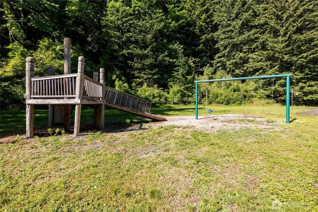 1217 Jamison Street, Lummi Island, WA 98262