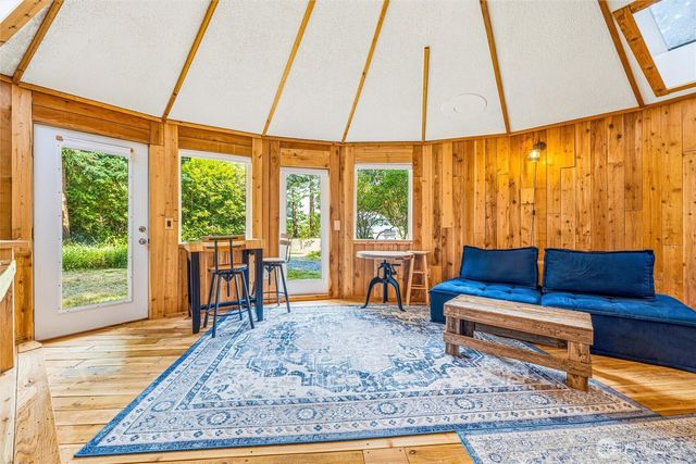 1217 Jamison Street, Lummi Island, WA 98262