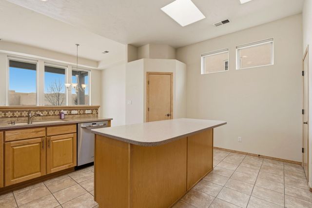 4712 Mi Cordelia Drive NW, Albuquerque, NM 87120